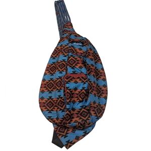 Kavu Rope Sling Bag In Horizon Blanket